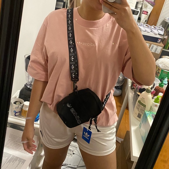 NEW Adidas Crossbody Bag (Black) - Picture 7 of 9